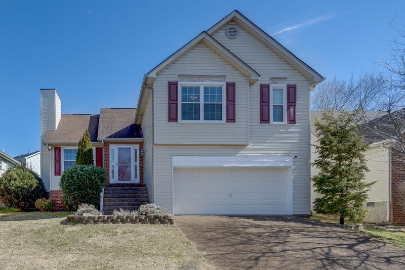 1005 Meandering Way W, Franklin, TN 37067