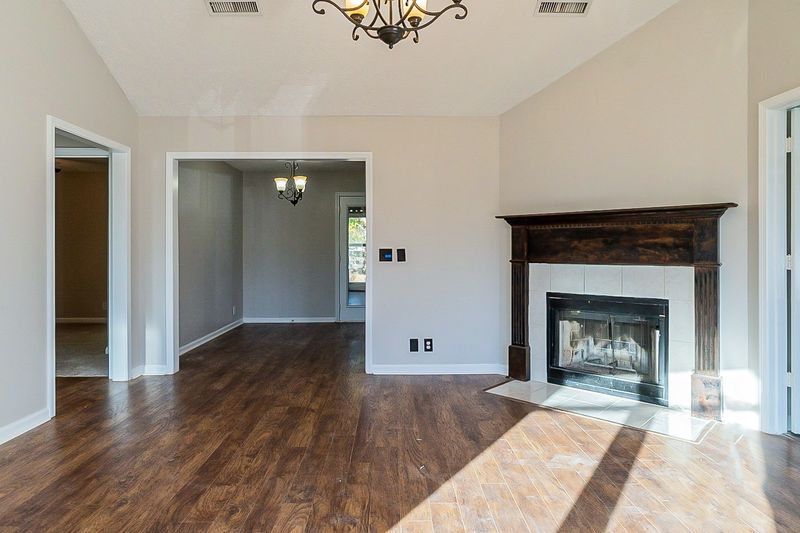 7148 Lone Eagle Dr, Murfreesboro, TN 37128