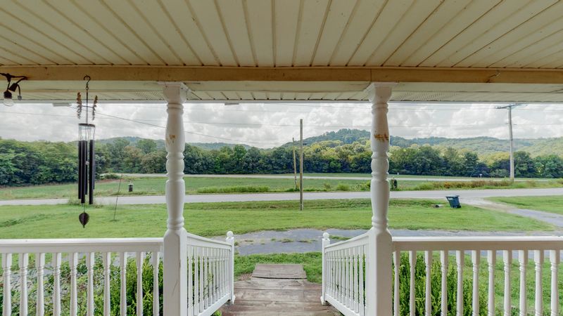 6185 Old Hwy 31e, Bethpage, TN 37022