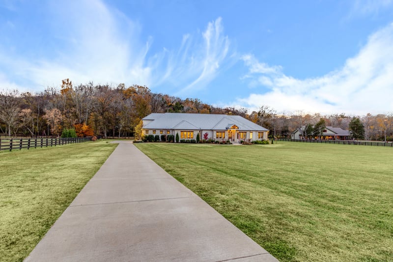 4683 Harpeth Peytonsville Rd, Thompsons Station, TN 37179