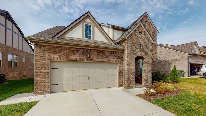 1208 Batbriar Rd, Murfreesboro, TN 37128