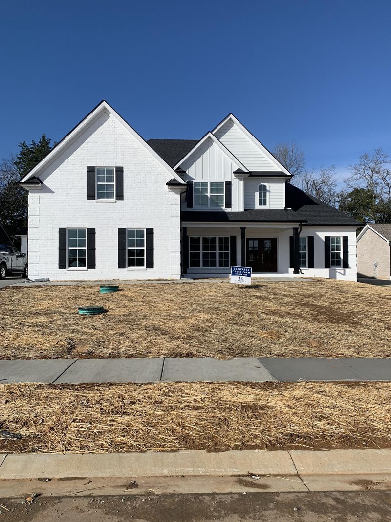 1127 Owen Layne Dr, Murfreesboro, TN 37129