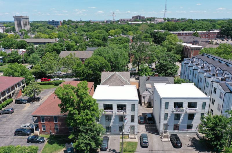 1907 Convent Pl, Nashville, TN 37212