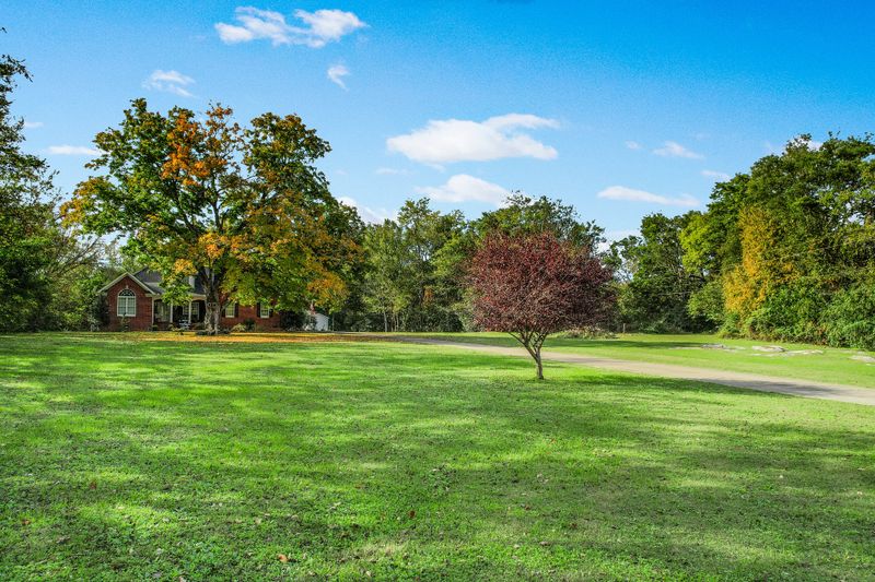 2332 Armstrong Valley Rd, Murfreesboro, TN 37128