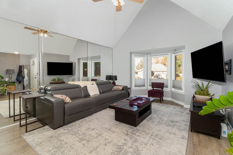905 Norwalk Dr, Nashville, TN 37214