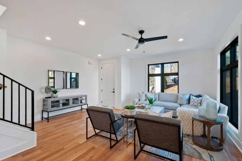 1256 Thomas St, Nashville, TN 37210