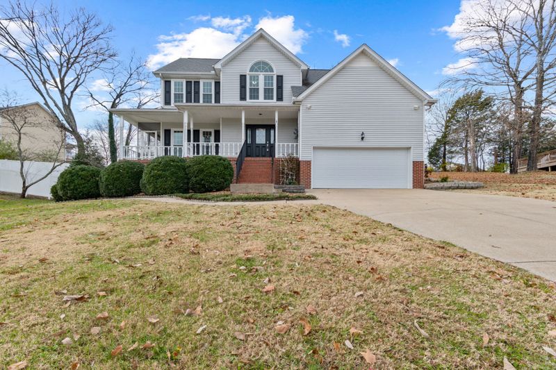310 Oakwood Cv, La Vergne, TN 37086