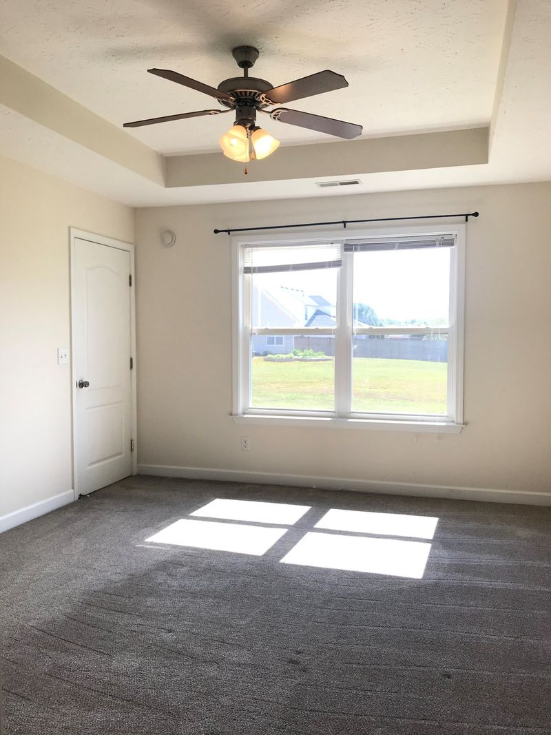 1613 Allston Dr, Murfreesboro, TN 37128