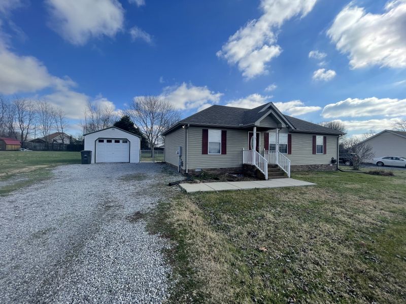 140 Alice Smith Dr, Portland, TN 37148