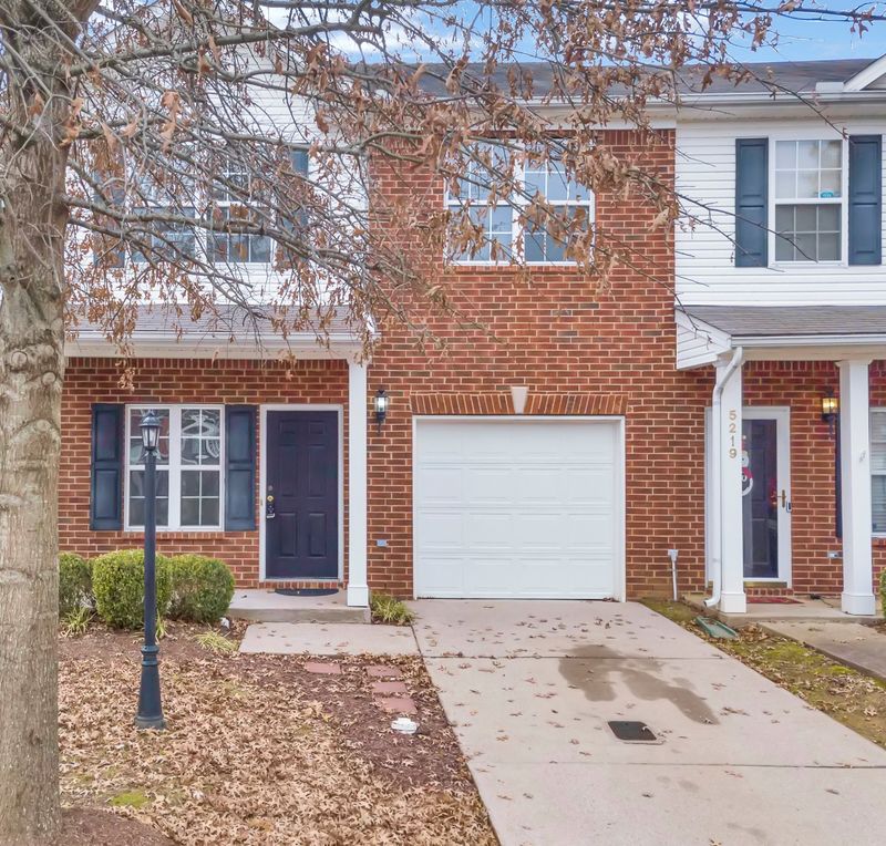 5217 Southfork Blvd, Old Hickory, TN 37138