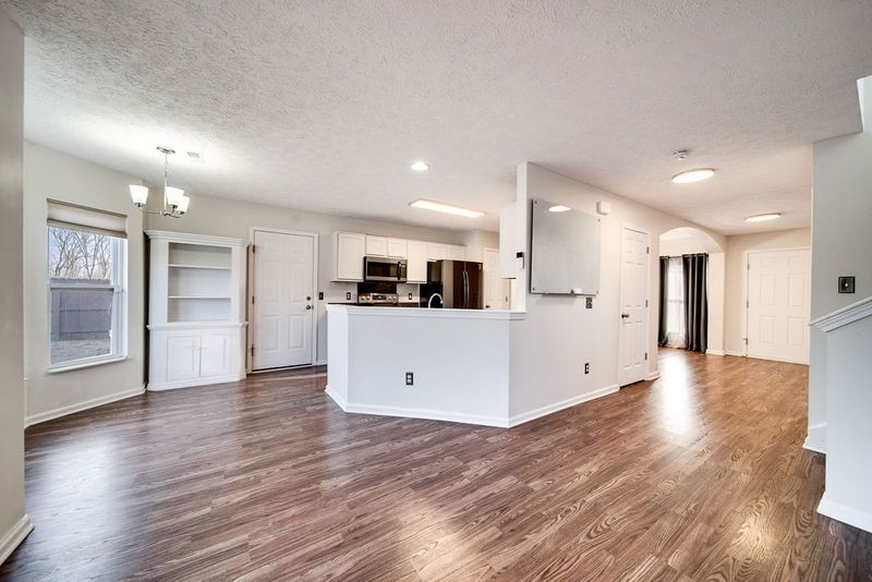 1121 Pawnee Trl, Madison, TN 37115