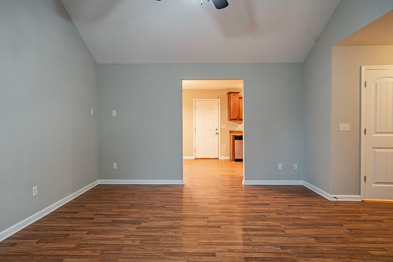 207 Violet Mist Dr, White Bluff, TN 37187
