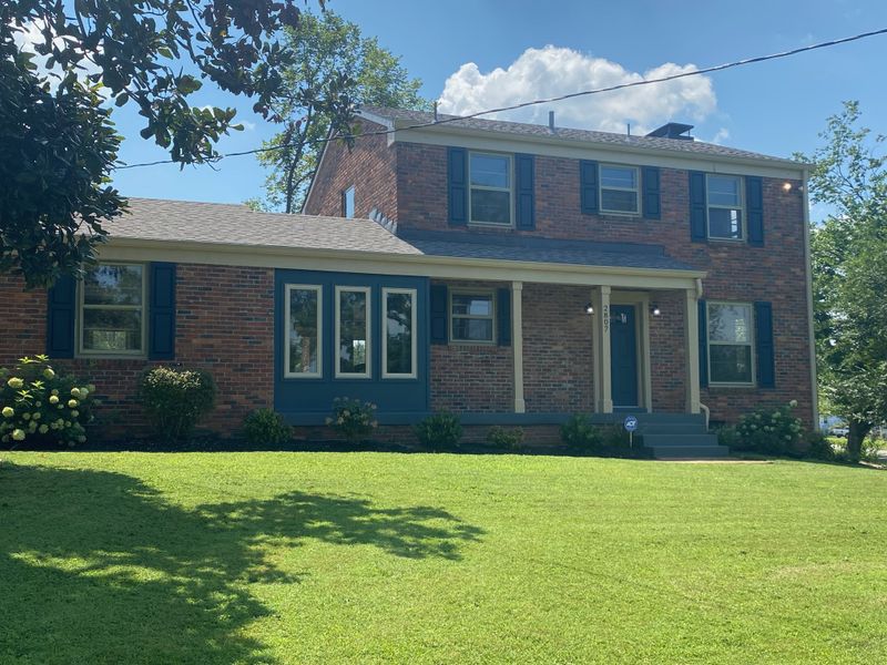 2807 Lumar Ln, Nashville, TN 37214