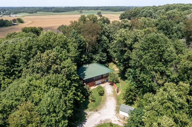 5823 Fulton Rd, Springfield, TN 37172