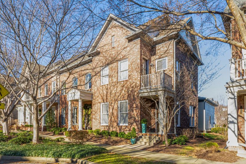 1018 Cumberland Park Dr, Franklin, TN 37069