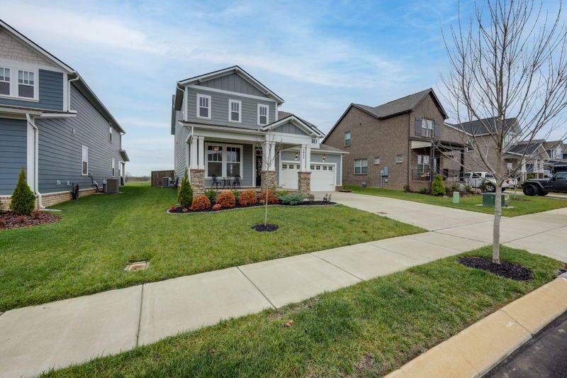 1012 Violet St, Spring Hill, TN 37174