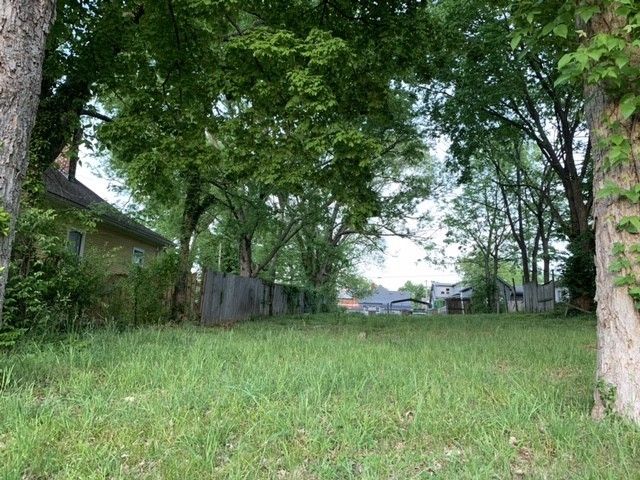 835 N 2nd St, Nashville, TN 37207