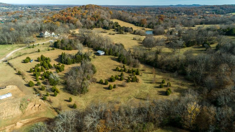 2675 Pullen Mill Rd, Culleoka, TN 38451