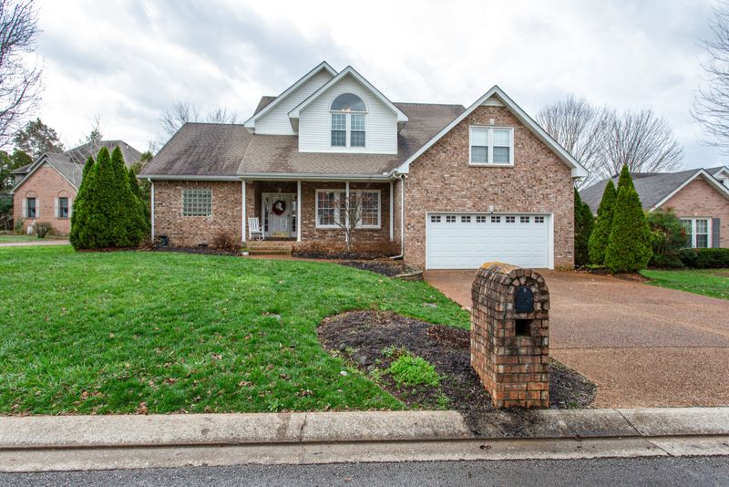 818 Templeton Ln, Murfreesboro, TN 37130