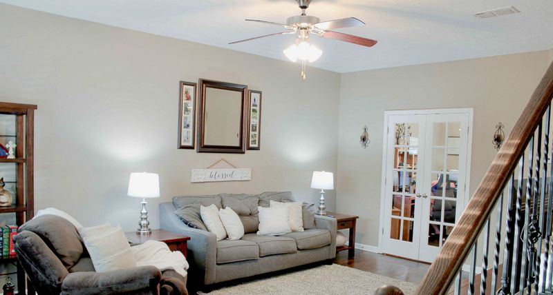 3432 Tourmaline Dr, Murfreesboro, TN 37128