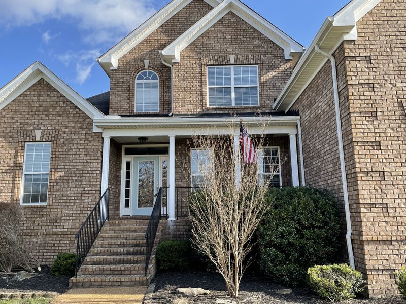 107 S Shadowhaven Way, Hendersonville, TN 37075