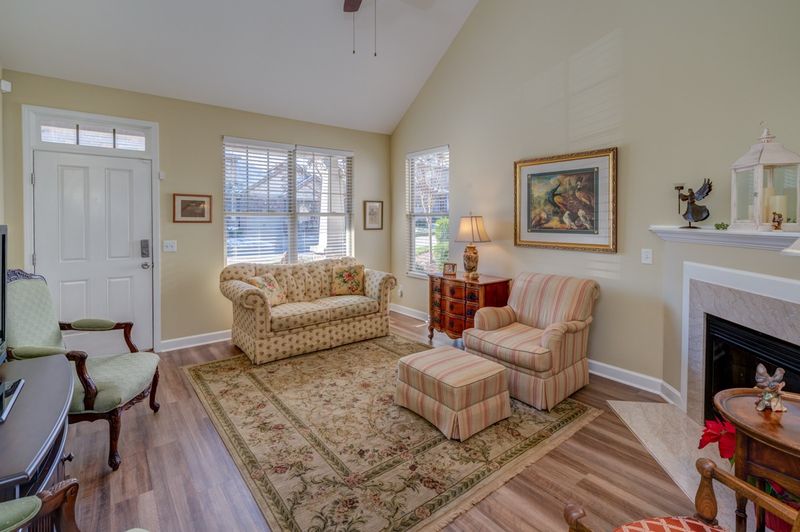 317 Griffin Pl, Hermitage, TN 37076