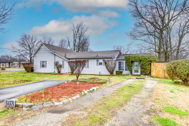 308 Beechcroft Rd, Spring Hill, TN 37174