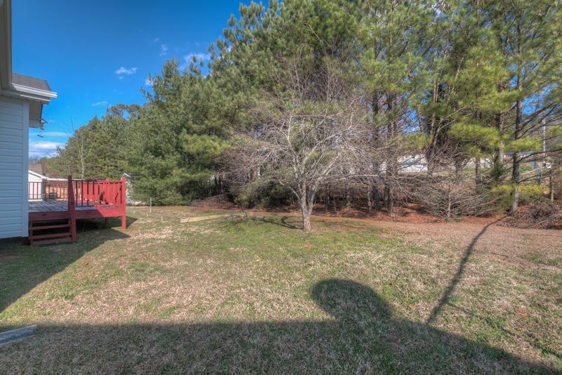 39 Bartles Dr, Ringgold, GA 30736