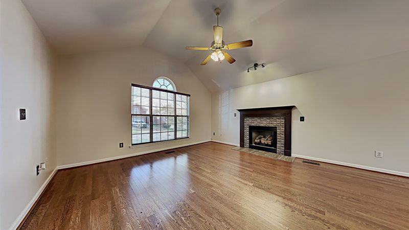 7587 Cherokee Hills Rd, Fairview, TN 37062