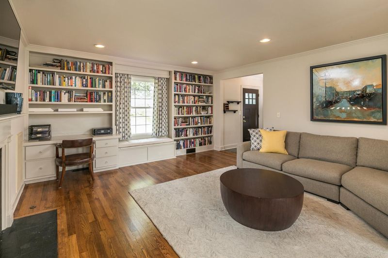 1205 Cinderella Rd, Lookout Mountain, GA 30750