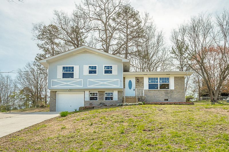 245 Stapp Dr, Ringgold, GA 30736