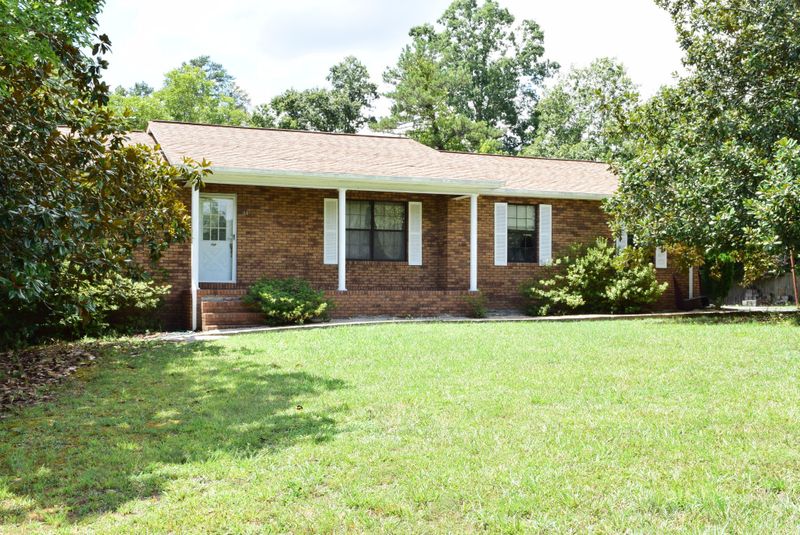 44 Universal Ln, Ringgold, GA 30736