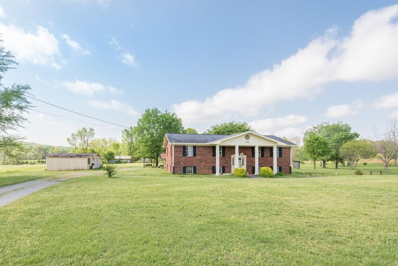 1900 Mount Vernon Rd, Ringgold, GA 30736