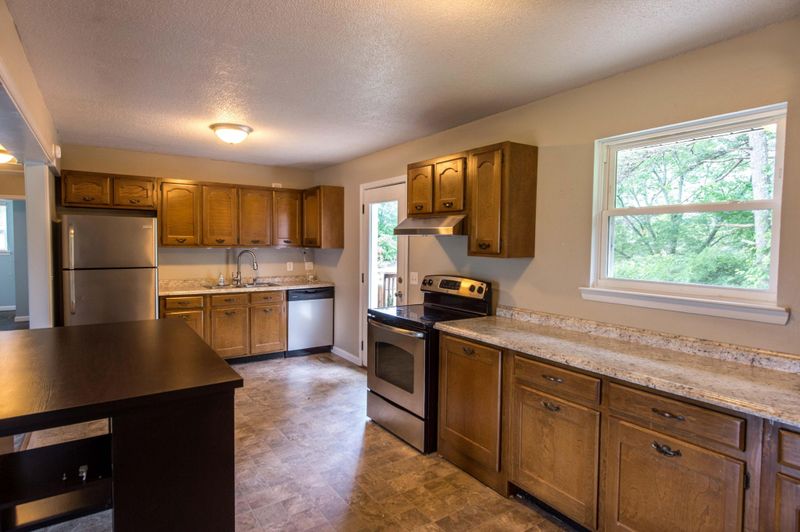 528 Cone Dr, Fort Oglethorpe, GA 30742