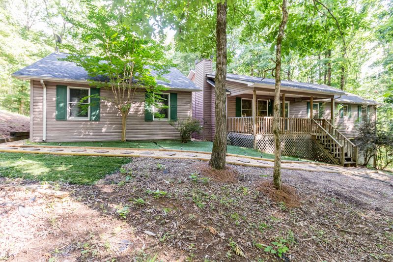 552 Vaughn Dr, Ringgold, GA 30736