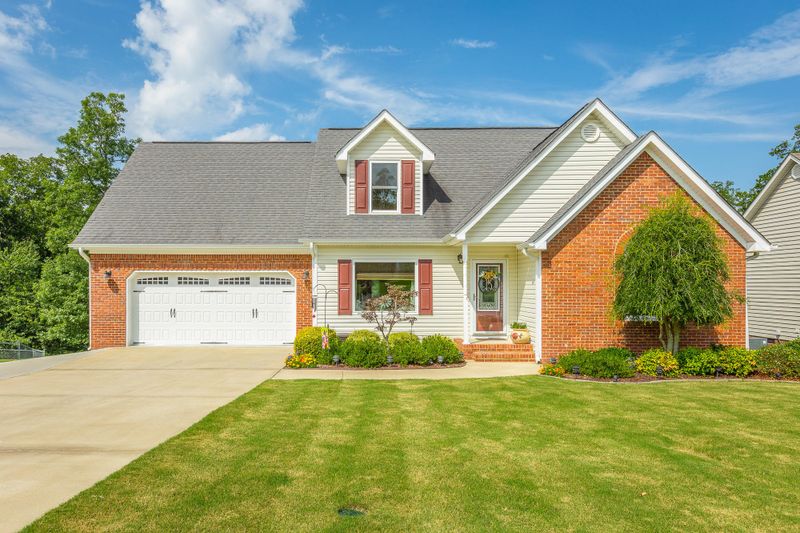 517 Fieldstone Dr, Ringgold, GA 30736