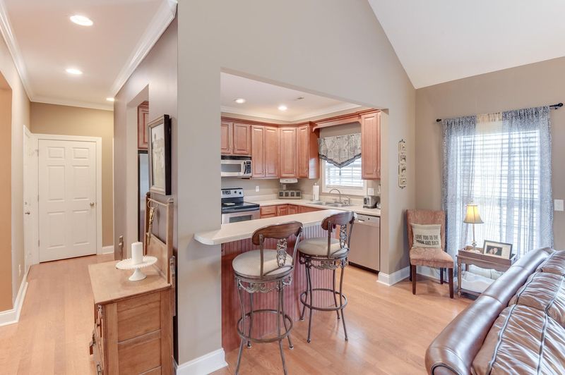 16 Slate Dr, Chickamauga, GA 30707
