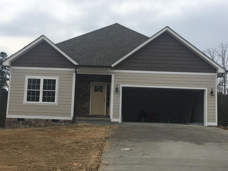 103 Senduro Pass Rd, Rock Spring, GA 30739
