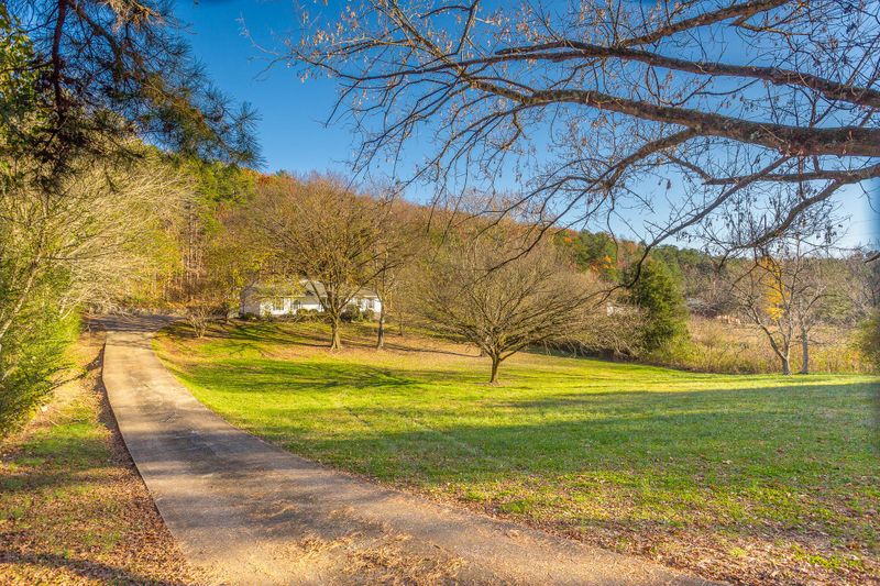 1861 Baggett Rd, Ringgold, GA 30736