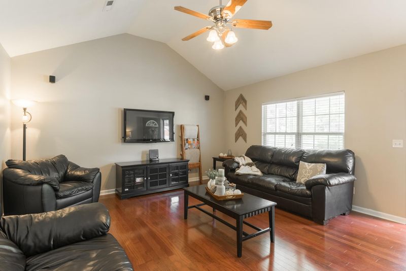 47 Elm Tree Rd, Ringgold, GA 30736