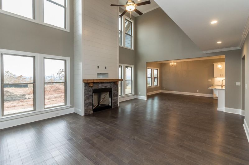 188 Tuscany Village Dr, Ringgold, GA 30736