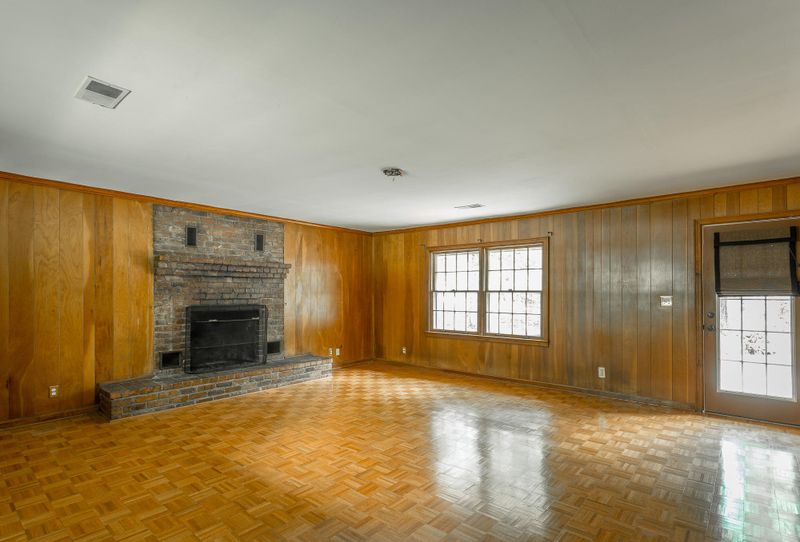 1301 Cinderella Rd, Lookout Mountain, GA 30750