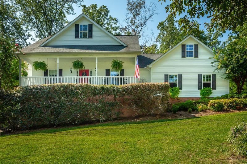 3023 Highland Cir, Rocky Face, GA 30740