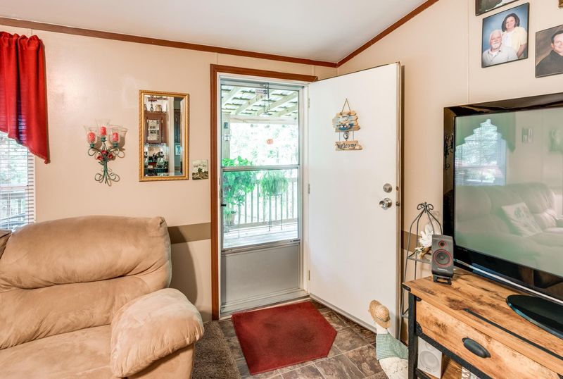 2330 Nickajack Rd, Flintstone, GA 30725