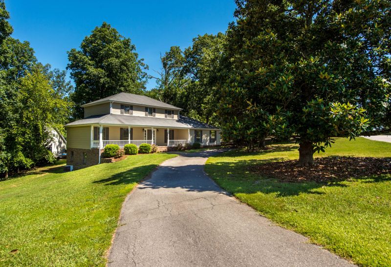 417 Blue Bird Ln, Ringgold, GA 30736