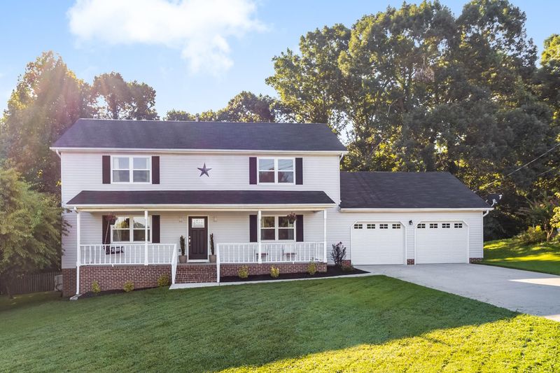 940 Castleview Dr, Ringgold, GA 30736