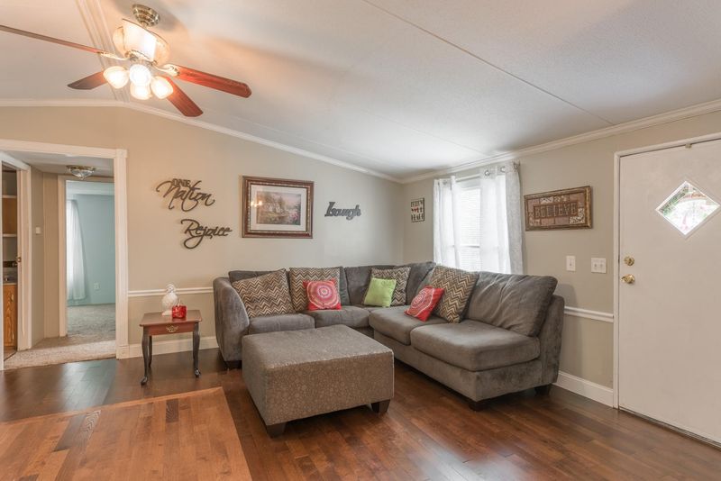 52 Thoroughbred Dr, Tunnel Hill, GA 30755