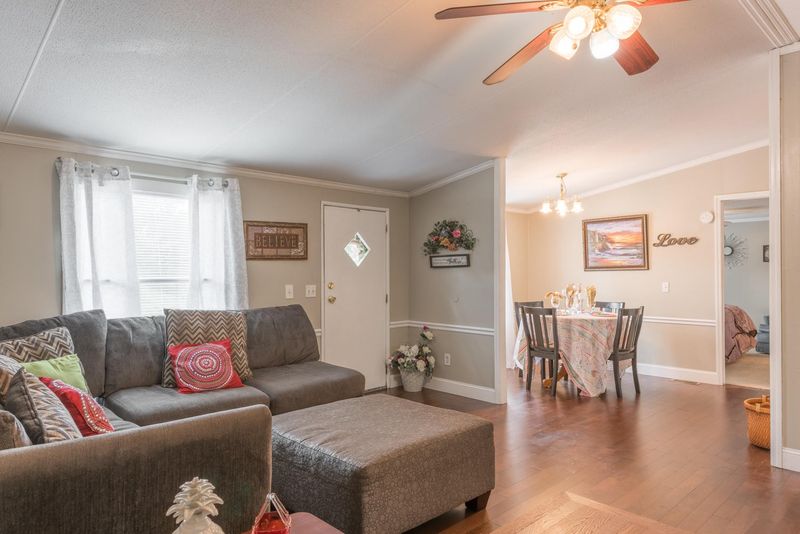 52 Thoroughbred Dr, Tunnel Hill, GA 30755