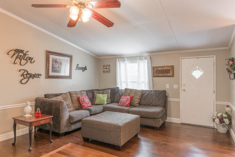 52 Thoroughbred Dr, Tunnel Hill, GA 30755