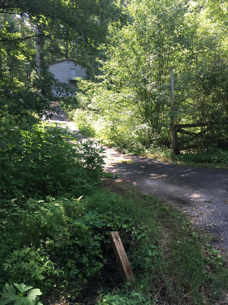 785 Bowman Rd, Ringgold, GA 30736